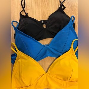 Solid color bikini top